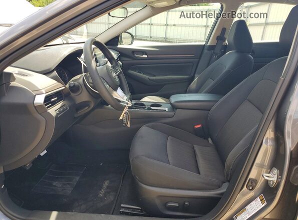 1N4BL4DV4SN337666 2025 NISSAN ALTIMA Silver Vista interior delantera