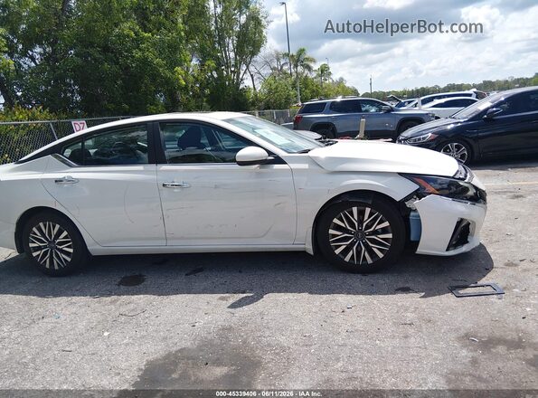 1N4BL4DV4SN343726 2025 NISSAN ALTIMA White სალონის 360-გრადუსიანი ხედი
