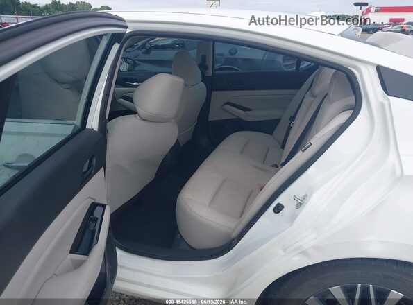 1N4BL4DV5PN300049 2023 NISSAN ALTIMA White VIN կոդի պիտակի տեսք