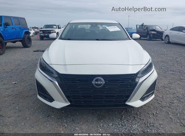1N4BL4DV5PN300049 2023 NISSAN ALTIMA White Սարքավորումների վահանակի տեսք