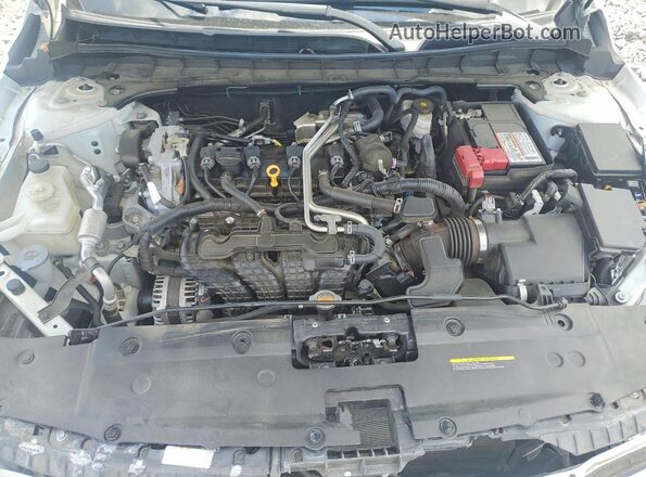 1N4BL4DV5PN373390 2023 NISSAN ALTIMA White Widok wnętrza z tyłu