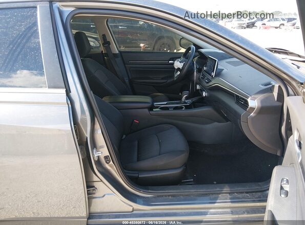 1N4BL4DV5RN384568 2024 NISSAN ALTIMA Silver Vista interior delantera