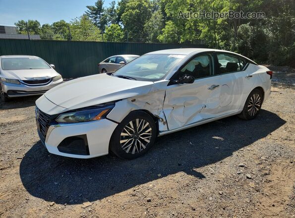 1N4BL4DV5RN413809 2024 NISSAN ALTIMA White Vista interior de 360 grados