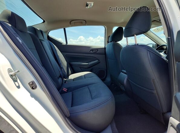 1N4BL4DV5SN364083 2025 NISSAN ALTIMA White Widok tylnych siedzeń