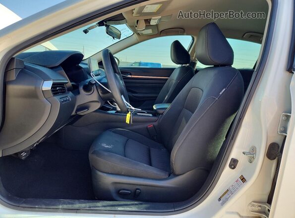 1N4BL4DV6MN317325 2021 NISSAN ALTIMA Белый Вид салона спереди