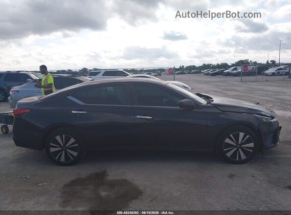 1N4BL4DV6NN368311 2022 NISSAN ALTIMA Gray Vista interior trasera