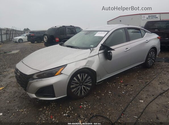 1N4BL4DV6RN336335 2024 NISSAN ALTIMA Silver Передня ліва чверть