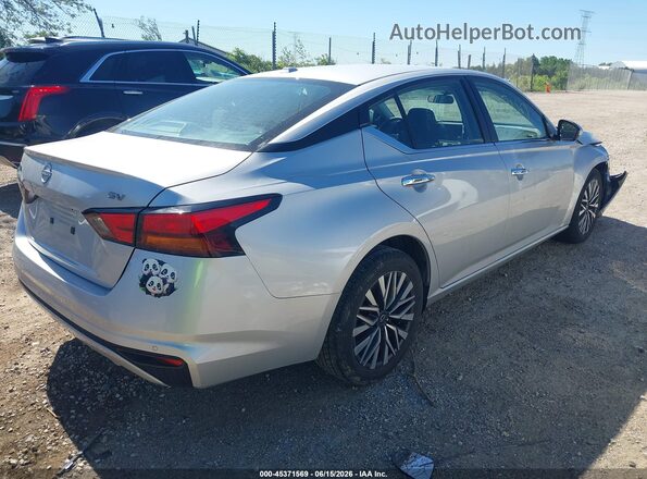1N4BL4DV6RN390833 2024 NISSAN ALTIMA Silver Հետևի աջ