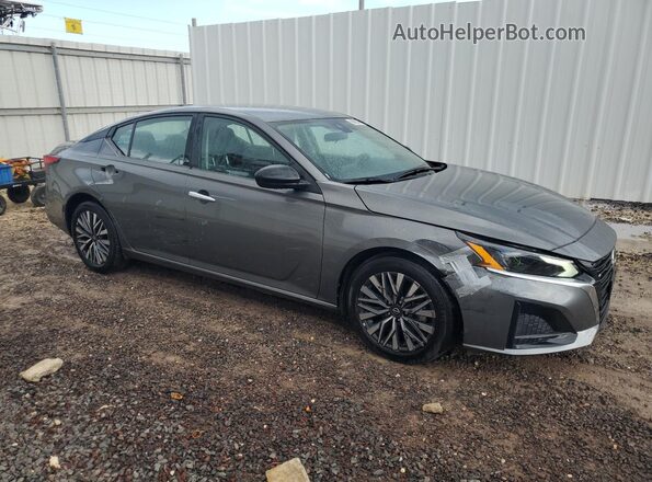 1N4BL4DV6SN395682 2025 NISSAN ALTIMA Gray Widok wnętrza 360 stopni
