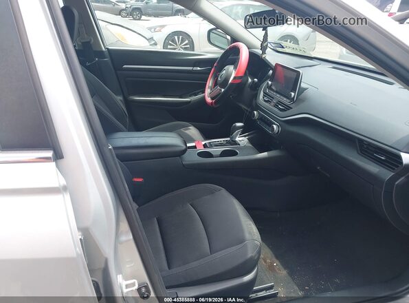1N4BL4DV7NN304911 2022 NISSAN ALTIMA Silver Front interior view