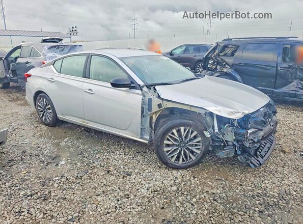 1N4BL4DV7RN340622 2024 NISSAN ALTIMA Серебряный Передняя правая четверть