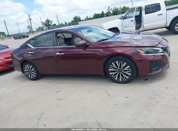 1N4BL4DV7RN357971 2024 NISSAN ALTIMA Бордовый Вид задней части салона