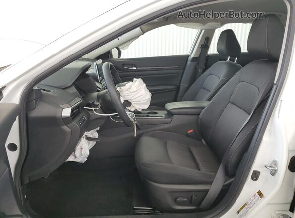 1N4BL4DV7SN319162 2025 NISSAN ALTIMA White 
