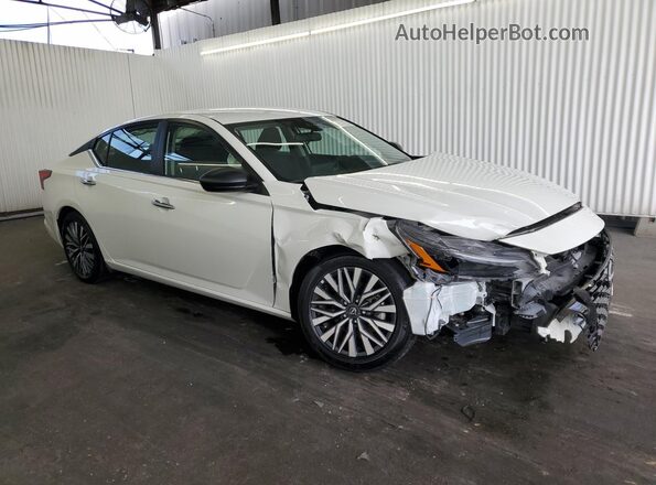 1N4BL4DV7SN319162 2025 NISSAN ALTIMA White სალონის 360-გრადუსიანი ხედი