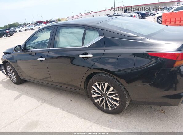 1N4BL4DV7SN398395 2025 NISSAN ALTIMA Black 360 interior view