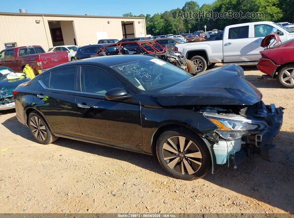 1N4BL4DV8MN366686 2021 NISSAN ALTIMA Black Widok wnętrza z tyłu
