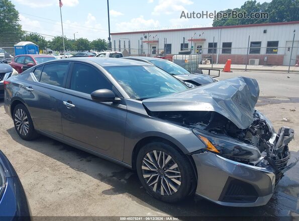 1N4BL4DV8RN310416 2024 NISSAN ALTIMA Gray Vista interior trasera