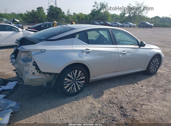 1N4BL4DV8RN347630 2024 NISSAN ALTIMA Серый Задняя правая четверть