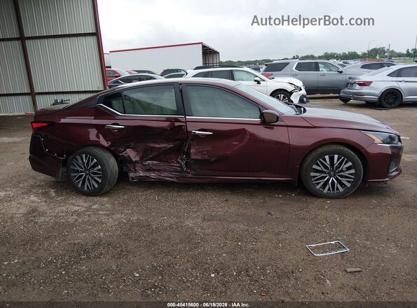 1N4BL4DV8RN434802 2024 NISSAN ALTIMA Бордовый Вид щитка приборов