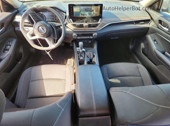 1N4BL4DV8SN375868 2025 NISSAN ALTIMA Серый Вид панели приборов