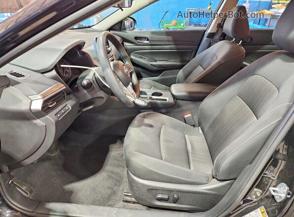 1N4BL4DV8SN384389 2025 NISSAN ALTIMA Black Vista interior delantera