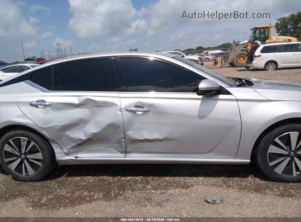 1N4BL4DV9KC124580 2019 NISSAN ALTIMA Silver 360 interior view