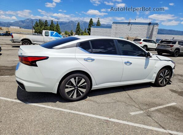 1N4BL4DV9NN342219 2022 NISSAN ALTIMA White Rear right