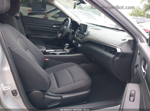 1N4BL4DV9RN336104 2024 NISSAN ALTIMA Silver Սալոնի դիմացի տեսք
