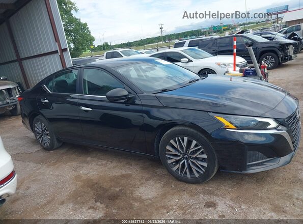 1N4BL4DV9RN341920 2024 NISSAN ALTIMA Black Rear interior view