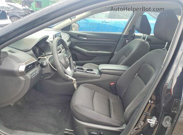1N4BL4DV9SN406125 2025 NISSAN ALTIMA Black Widok wnętrza z przodu