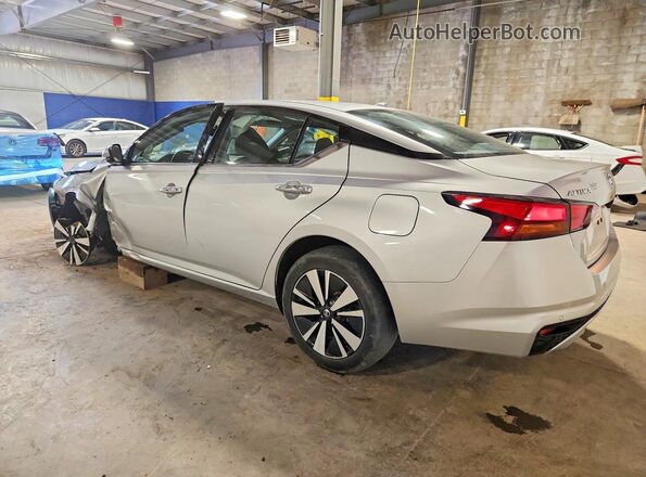 1N4BL4DVXKC125804 2019 NISSAN ALTIMA White Rear left