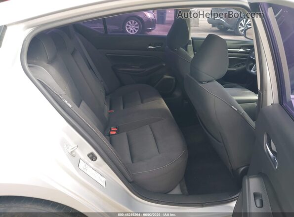 1N4BL4DVXNN331102 2022 NISSAN ALTIMA Silver Widok naklejki z numerem VIN