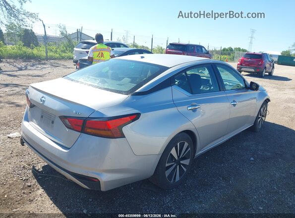 1N4BL4DVXNN385452 2022 NISSAN ALTIMA Silver Задня права чверть