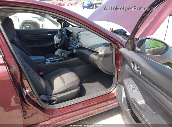 1N4BL4DVXRN358046 2024 NISSAN ALTIMA Burgundy Вид салону спереду