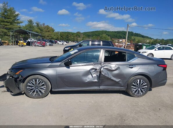 1N4BL4DVXRN370892 2024 NISSAN ALTIMA Gray 360 interior view