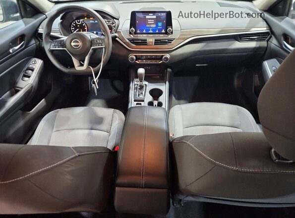 1N4BL4DW0SN325751 2025 NISSAN ALTIMA Gray Widok deski rozdzielczej