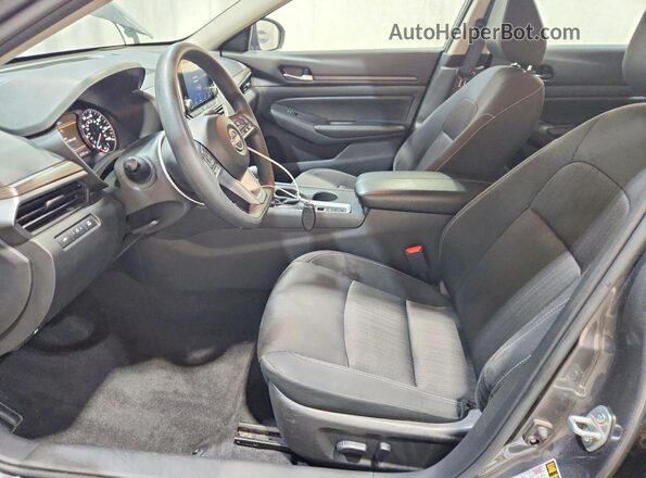 1N4BL4DW0SN325751 2025 NISSAN ALTIMA Gray Widok wnętrza z przodu
