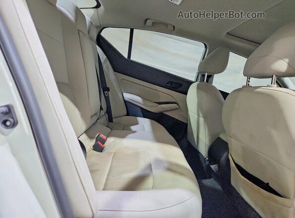 1N4BL4DW1PN361536 2023 NISSAN ALTIMA White Rear seats view