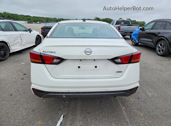 1N4BL4DW1TN331544 2026 NISSAN ALTIMA White Widok z tyłu