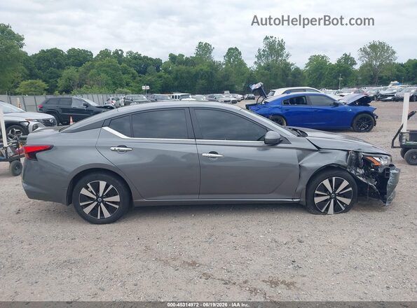 1N4BL4DW2MN394685 2021 NISSAN ALTIMA Gray Rear interior view