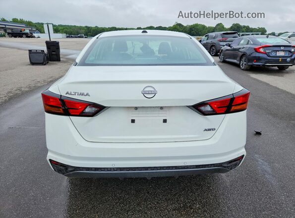 1N4BL4DW3TN313093 2026 NISSAN ALTIMA White Widok z tyłu