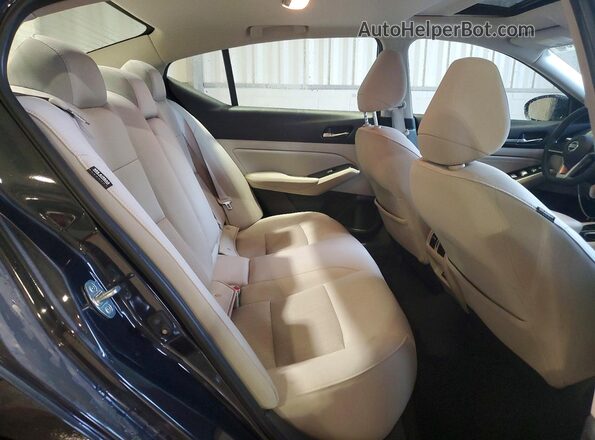 1N4BL4DW4LC177830 2020 NISSAN ALTIMA Gray Rear seats view