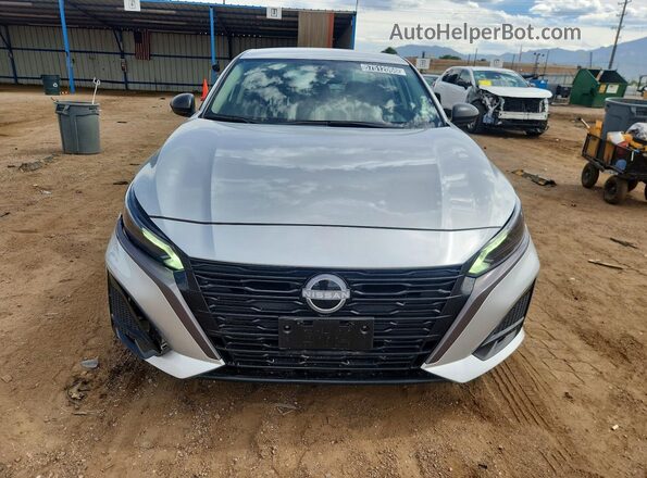 1N4BL4DW4TN308677 2026 NISSAN ALTIMA Серебряный Вид спереди