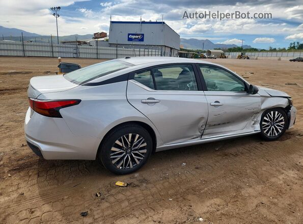 1N4BL4DW4TN308677 2026 NISSAN ALTIMA Серебряный Задняя правая четверть