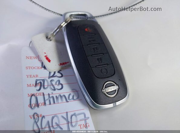 1N4BL4DW5TN304525 2026 NISSAN ALTIMA Gray Առջևի վահանակի տեսք