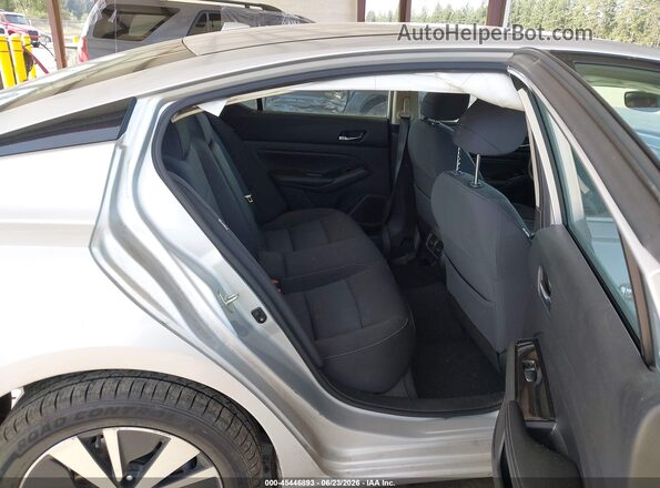 1N4BL4DW8LC218010 2020 NISSAN ALTIMA Silver VIN կոդի պիտակի տեսք