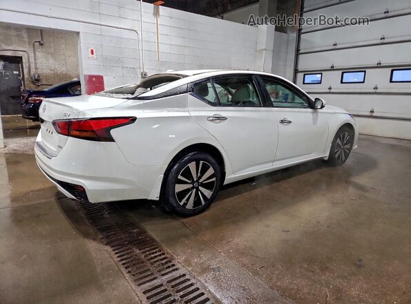1N4BL4DW8NN359862 2022 NISSAN ALTIMA White Задня права чверть
