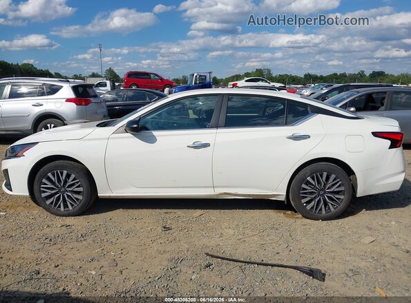 1N4BL4DW9SN359381 2025 NISSAN ALTIMA White 360 interior view