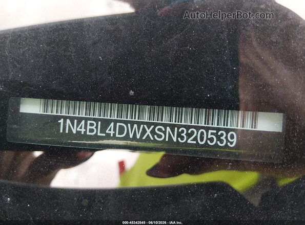 1N4BL4DWXSN320539 2025 NISSAN ALTIMA White Вид підкапотного простору