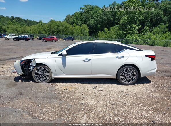 1N4BL4EV0SN427640 2025 NISSAN ALTIMA Белый Панорамный вид салона 360°